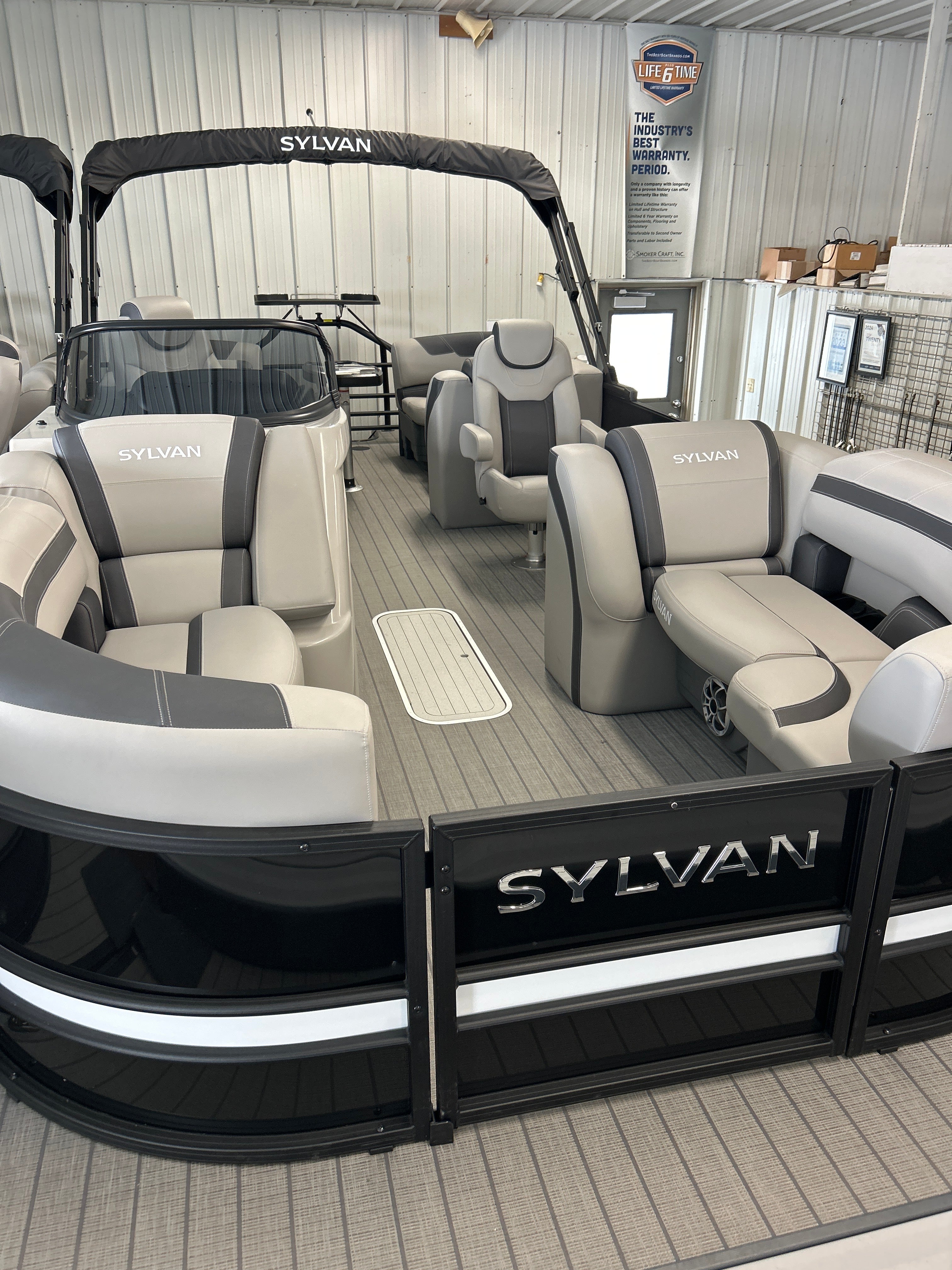 2025 Sylvan L3 Lz Tritoon